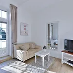 Appartement-5-mit-suedbalkon-in-strandnaher-lage-baederstil-villa-in-wenningstedt-sylt 文尼斯塔特